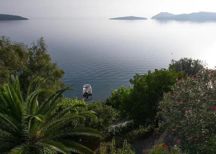 Korakias Seaview 펜션 Yénion